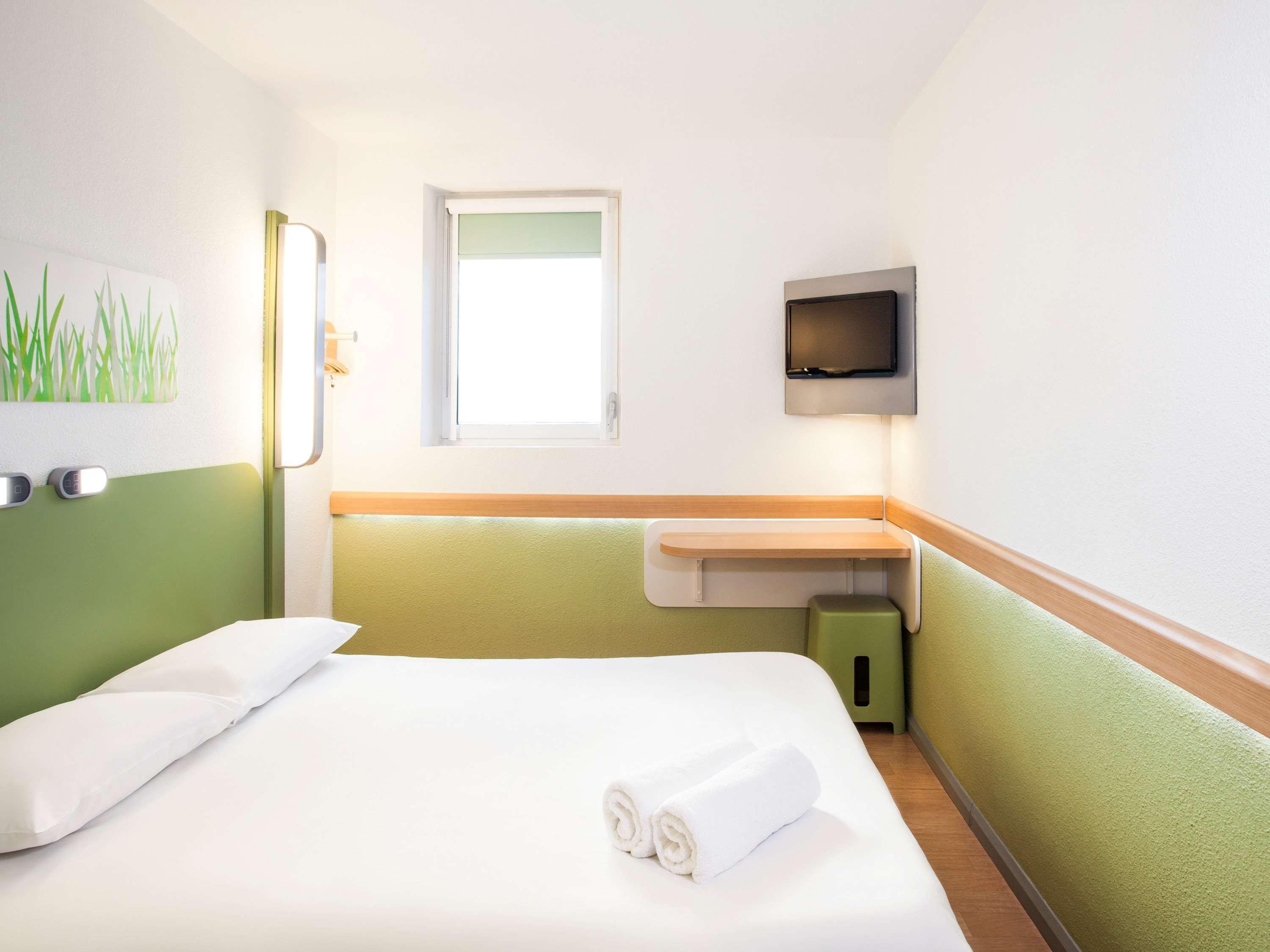 Ibis Budget London Whitechapel - Brick Lane Екстер'єр фото